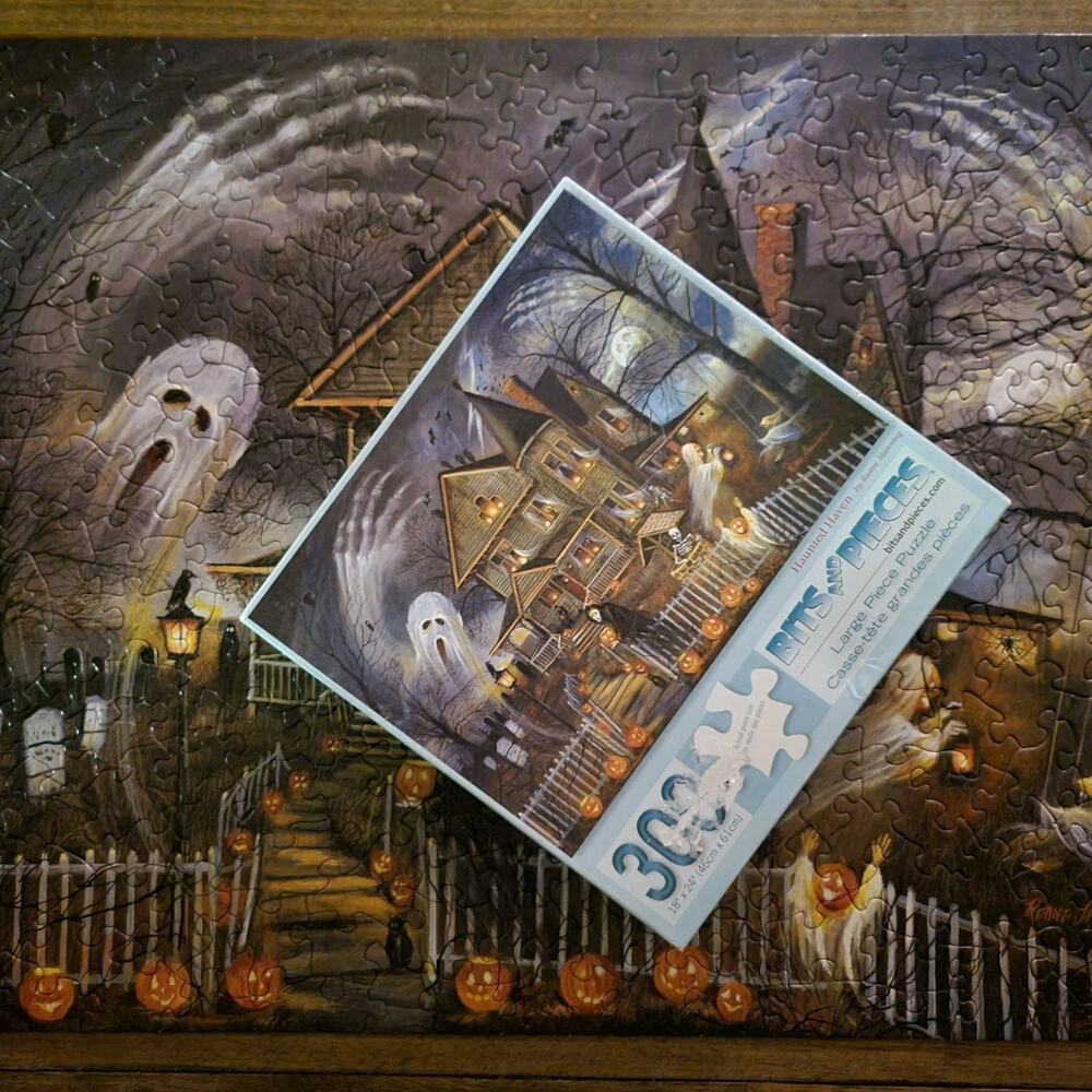 Bits And Pieces Haunted Haven Large Format 300 Pieces Puzzle Complete - Picture 7 of 11